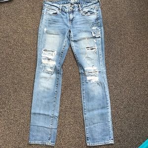 ON HOLD. American eagle blue jeans, ON HOLD.