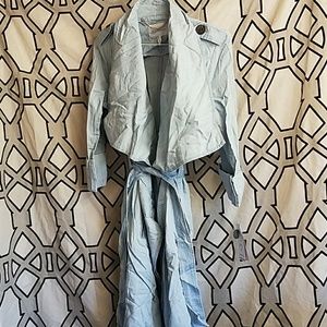 BCBGENERATION SHAMBRAY S WING COLAR