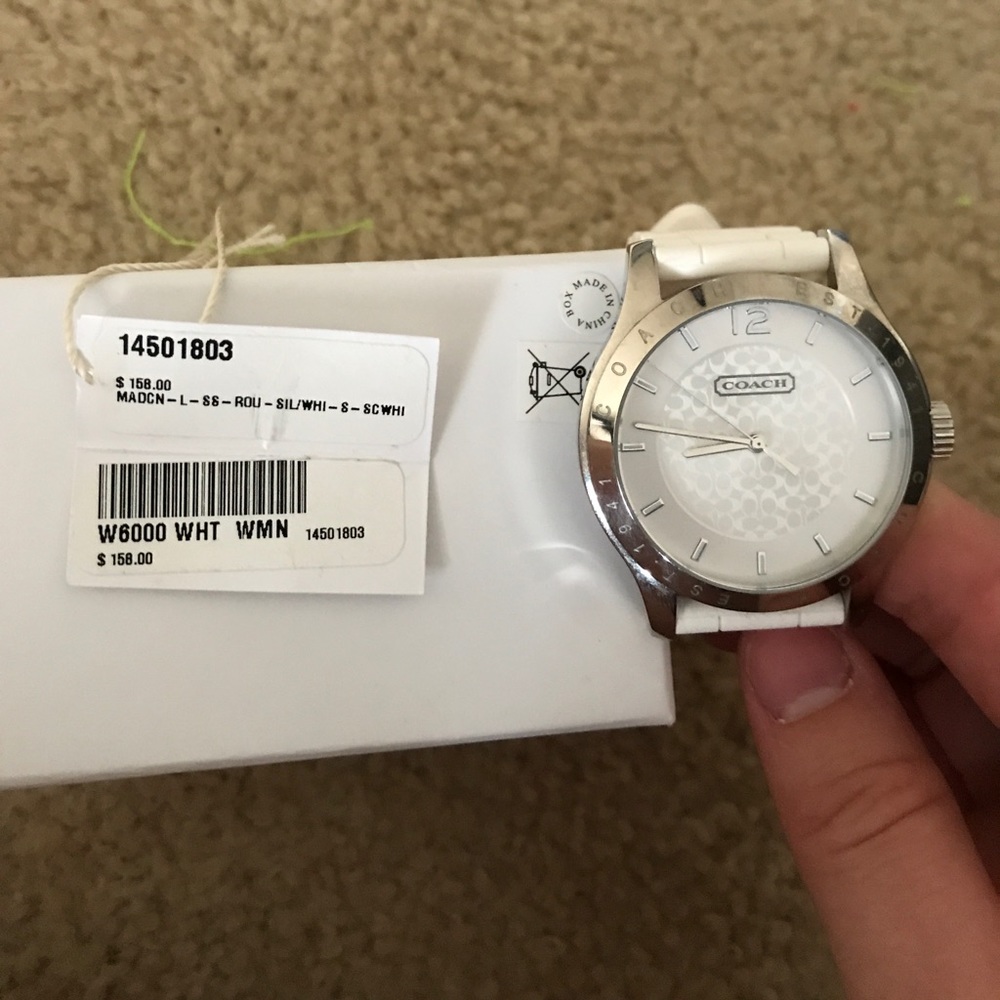 Coach Watch - Picture 3 of 3