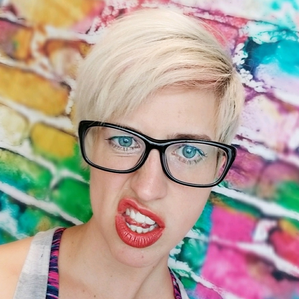 Meet your Posher, Cassie