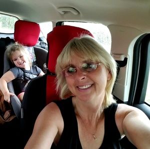 Meet your Posher, Kim