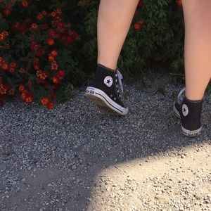 Black converse