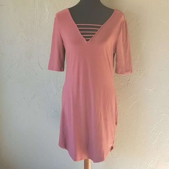 Derek Heart Dresses & Skirts - Derek Heart Caged V neck Mauve shirt Dress NWT