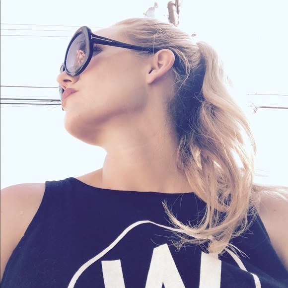 Meet your Posher, Haley - Picture 1 of 1