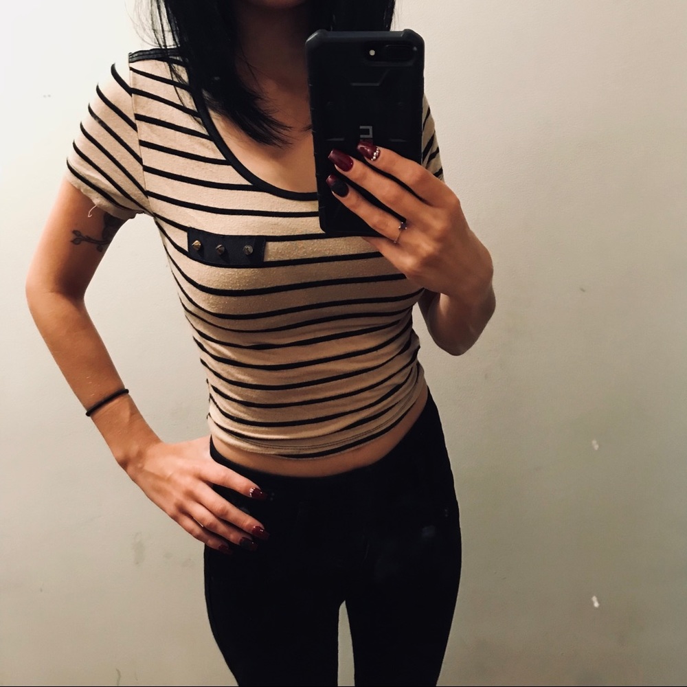 STRIPED STUDDED CROP TOP