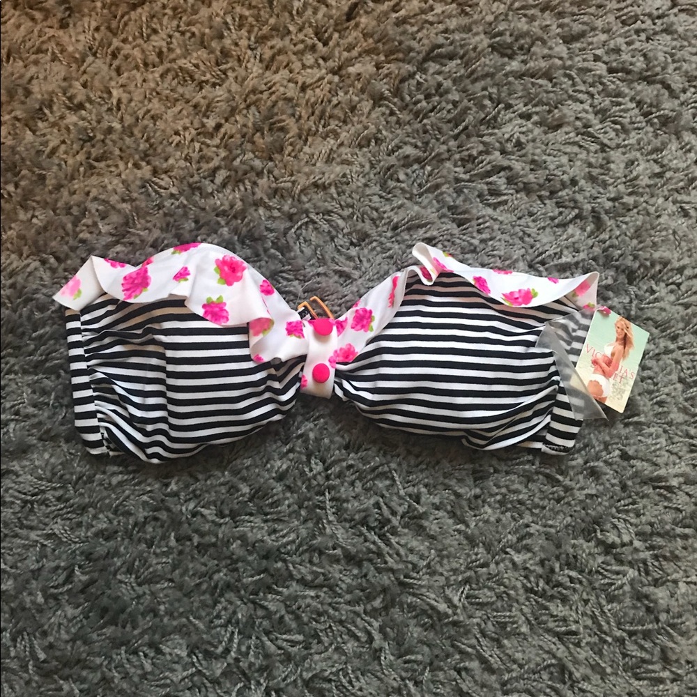 Victoria’s Secret Bikini Top