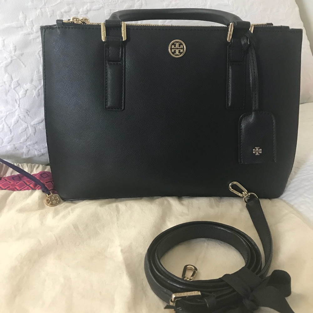 Tory Burch Robinson Double Zip tote ON HOLD