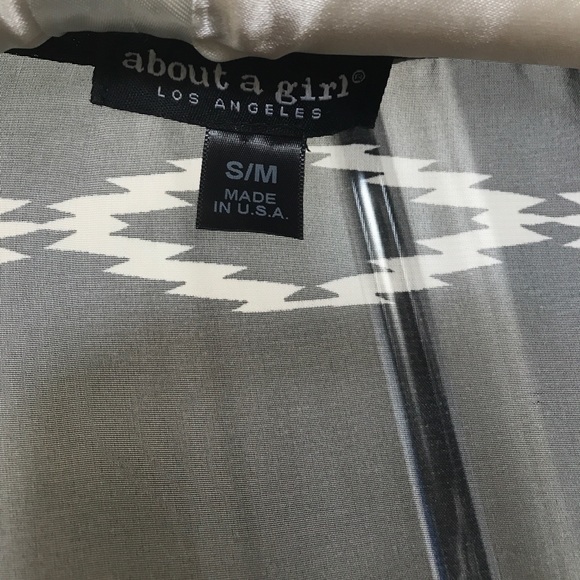 Aztec pattern kimono - Picture 2 of 3