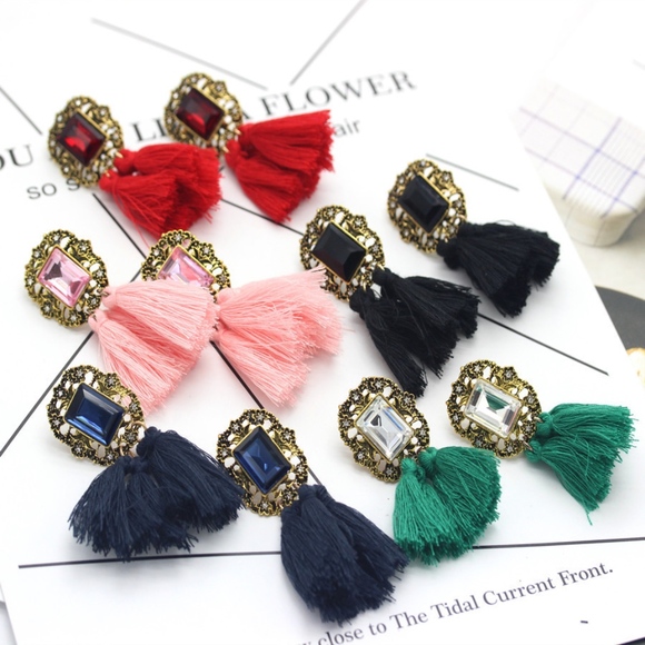 Black Crystal Vintage Double Tassel Stud Earrings - Picture 6 of 6