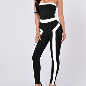 FASHIONNOVA black and white Jumpsuit!