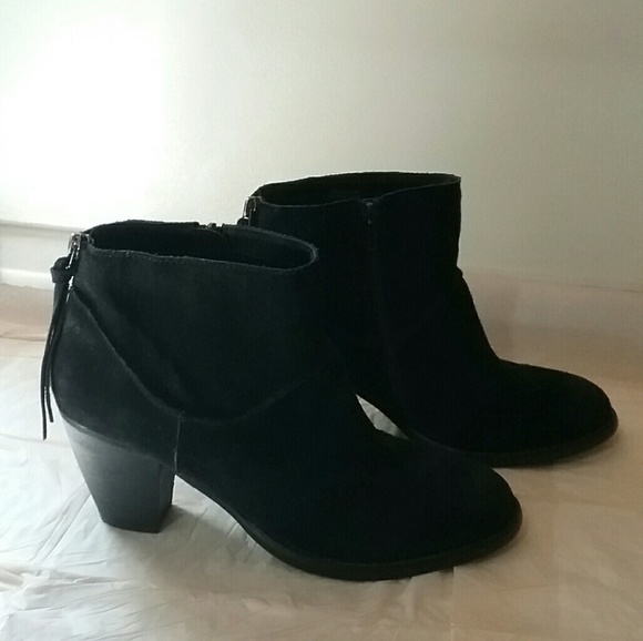 Steve Madden Milaan Ankle Boots - Picture 2 of 5