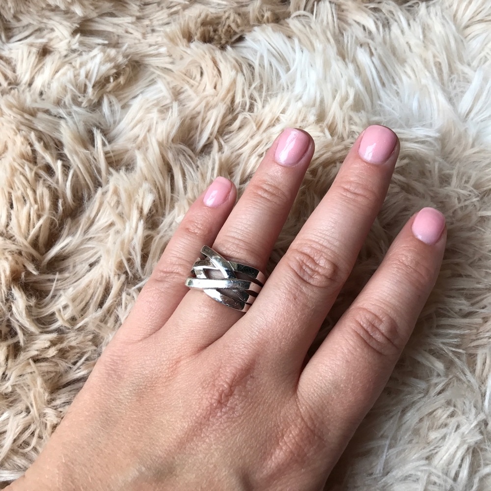 Solid 925 Ring - Picture 3 of 8