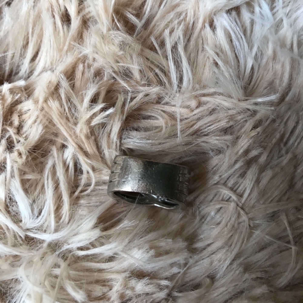 Solid 925 Ring - Picture 6 of 8