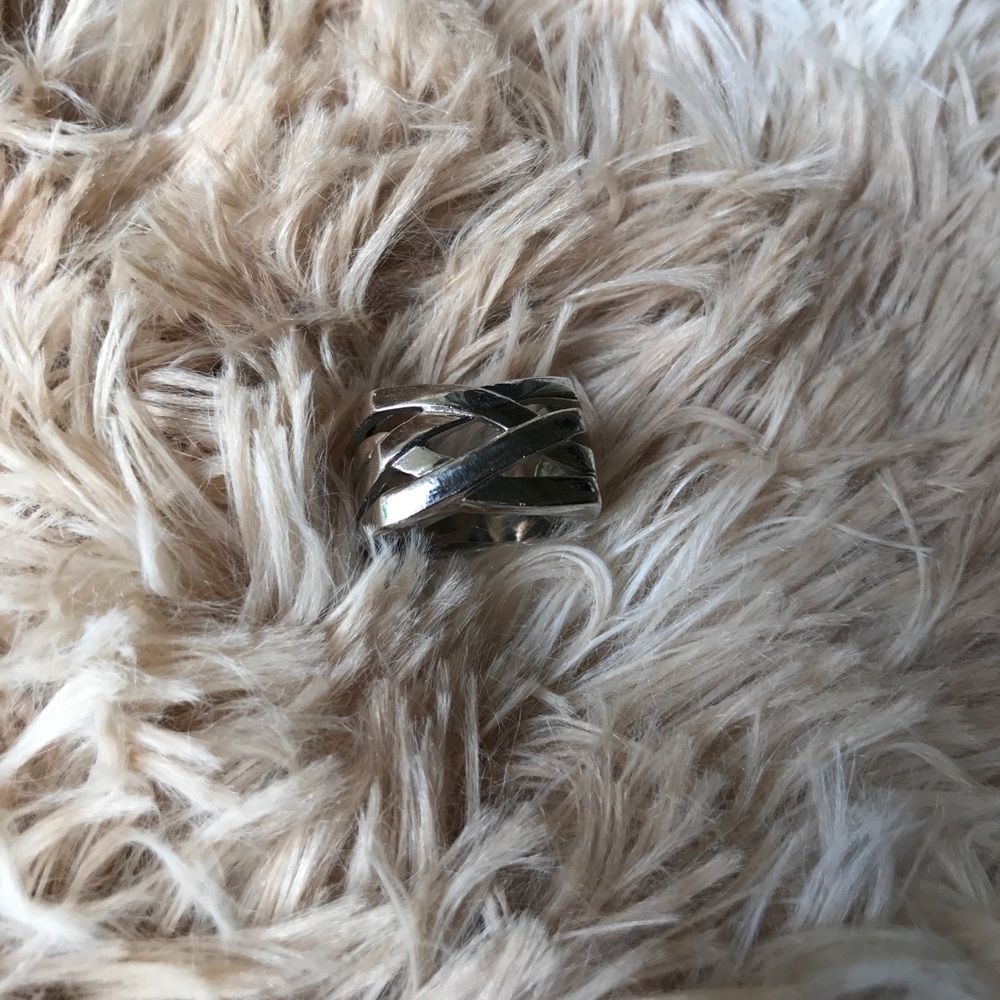 Solid 925 Ring - Picture 2 of 8