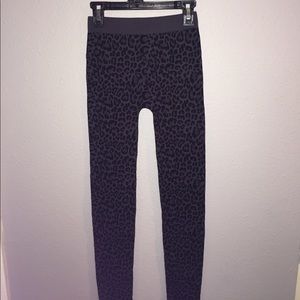Stretchy leggings
