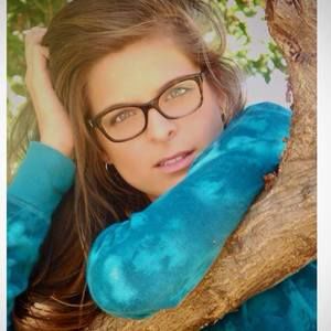 Meet your Posher, Andreina