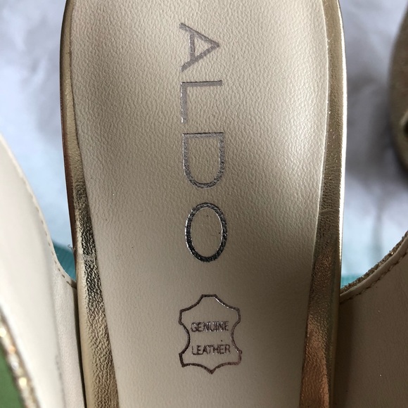 💞 NW Aldo “Mesiano” shoes in glittery gold! - Picture 3 of 8