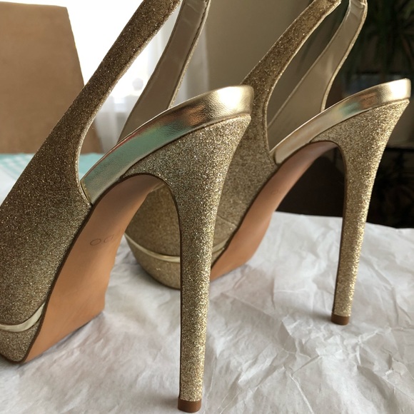 💞 NW Aldo “Mesiano” shoes in glittery gold! - Picture 5 of 8
