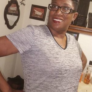 Meet your Posher, Annette