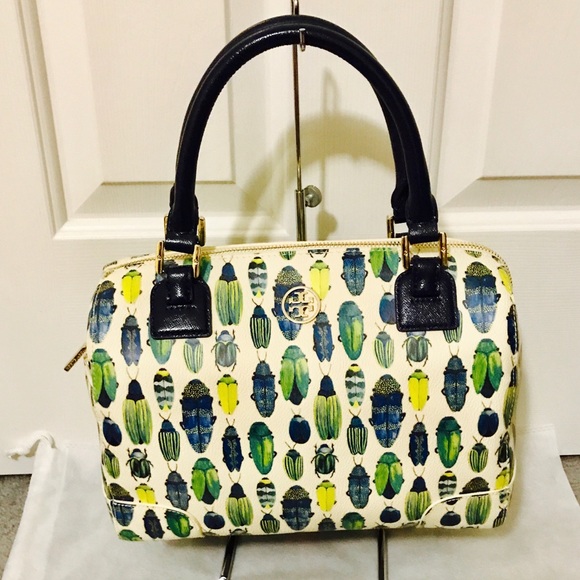 tory burch beetle bag