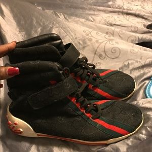 Gucci shoes