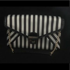 The Brown & White Clutch