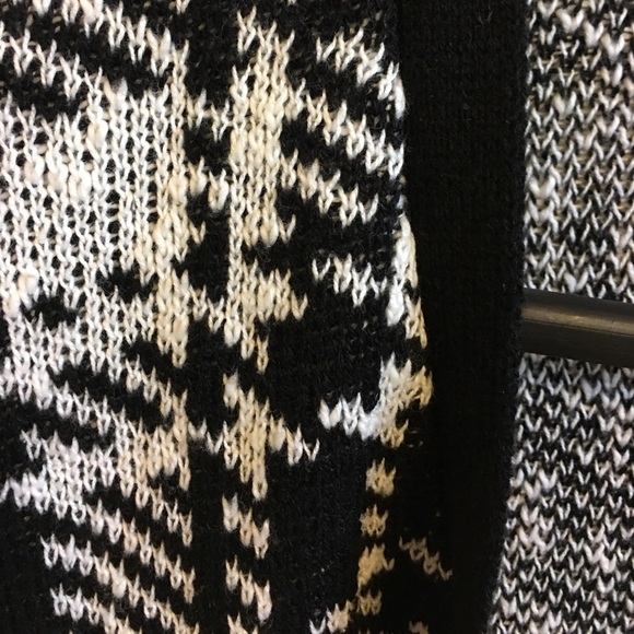 NWT open black/white sweater - Picture 4 of 4