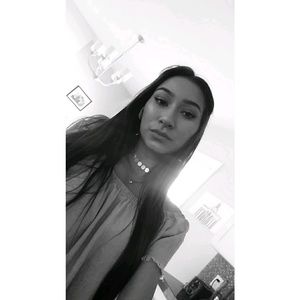 Meet your Posher, Talia