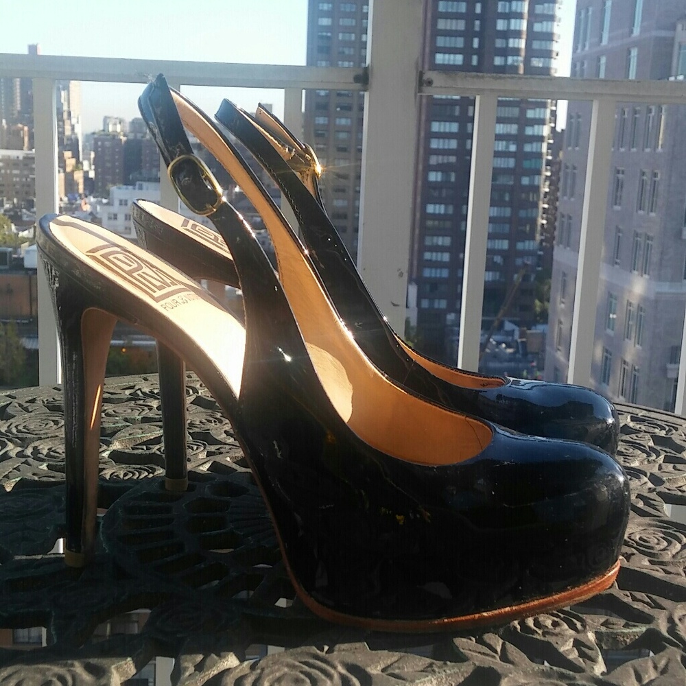 Pour La victorie heels
