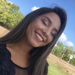 Meet your Posher, Alexandra