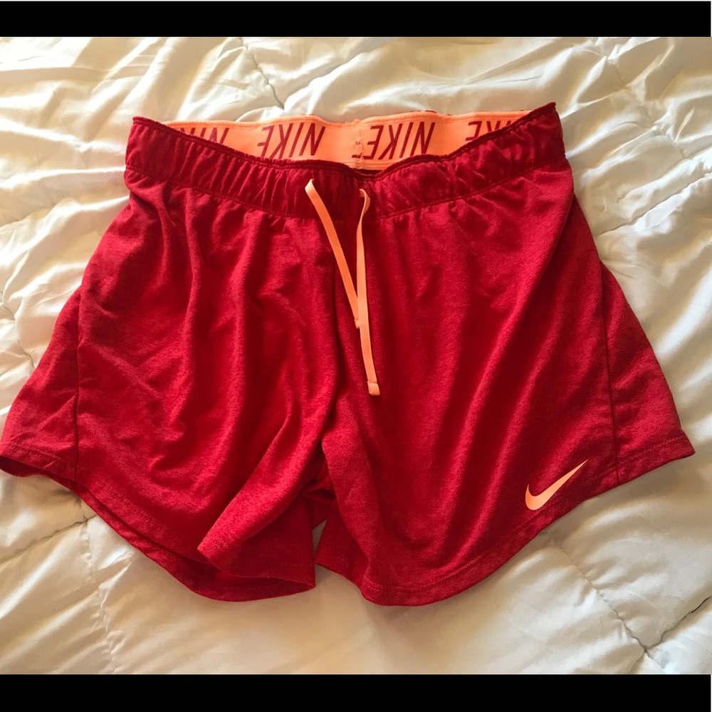 Women's NIKE Red/Orange Shorts Size Small NWT
