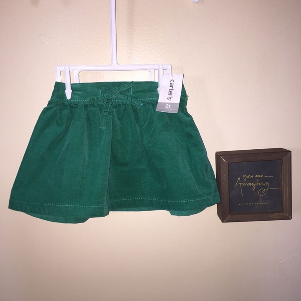 Carters Velvet green skirt 🌿