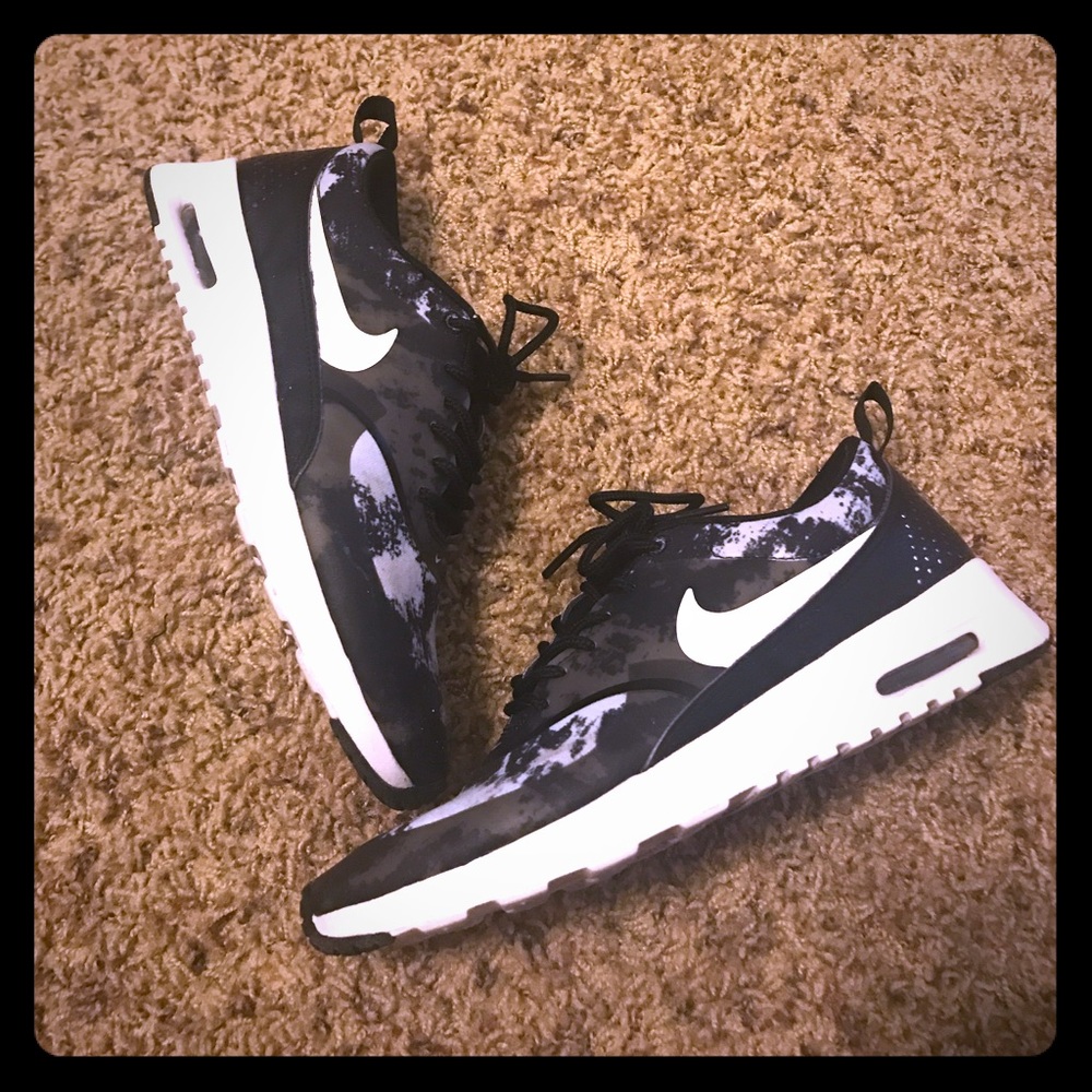 Nike Air Max Thea Print shoes!