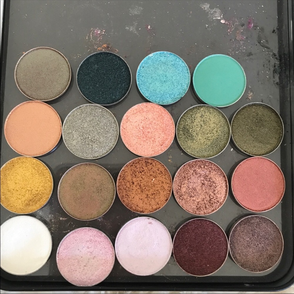11 makeup geek eyeshadows bundle