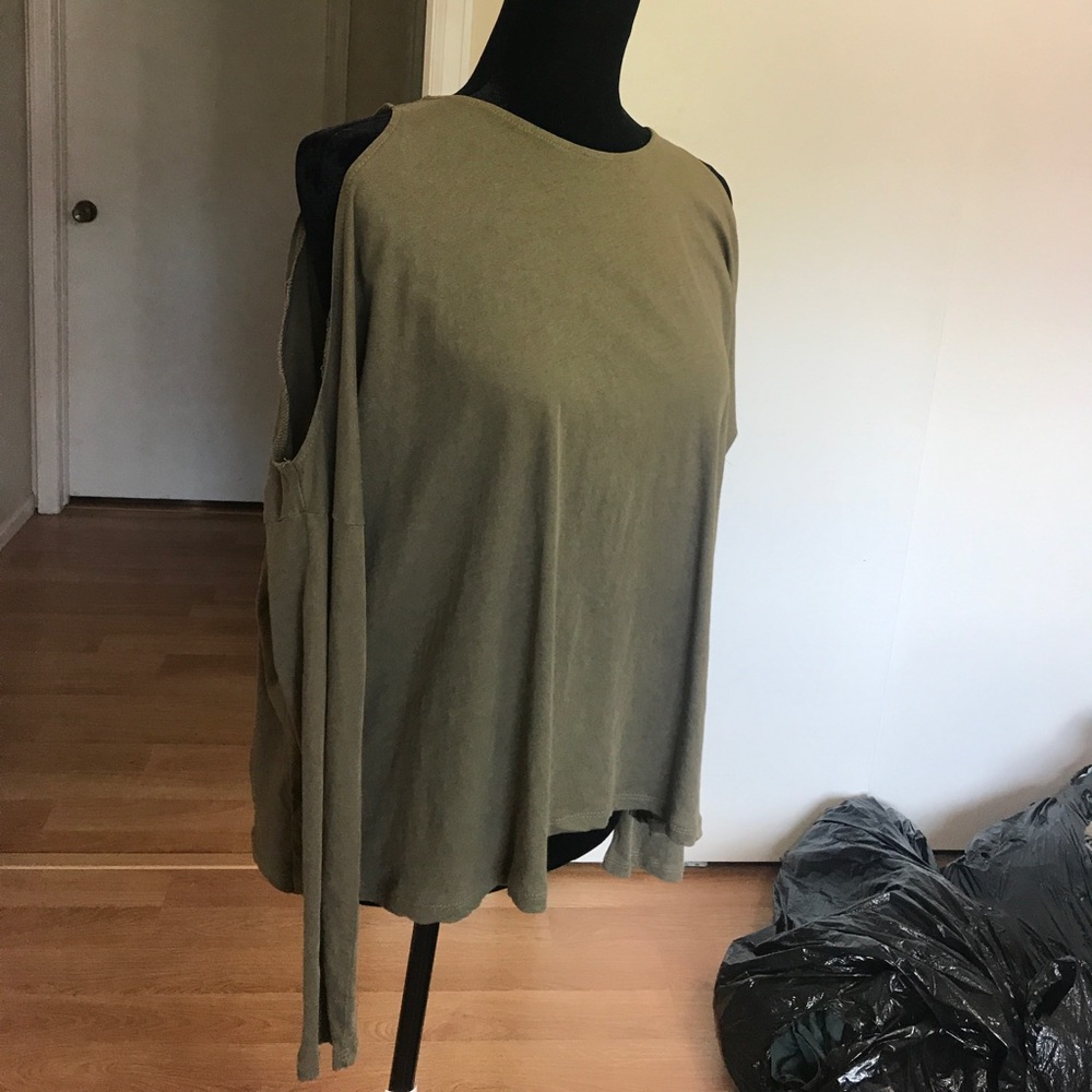 HOST PICK olive green cold shoulder top