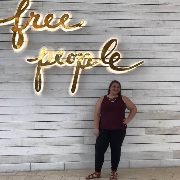 Meet your Posher, Bianca - Picture 1 of 1