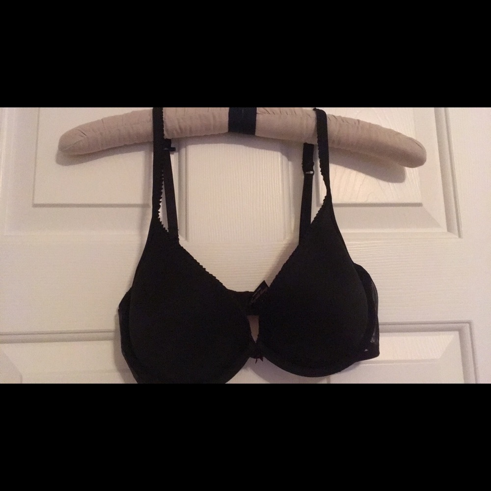 Victoria's Secret black bra 36C