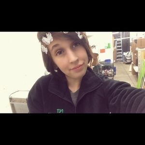 Meet your Posher, Sierra