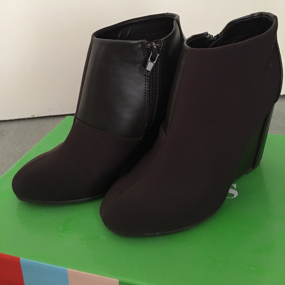 Charles by Charles David Canzona Boots- Dark Brown