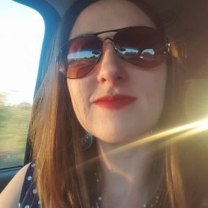 Meet your Posher, April-dawn