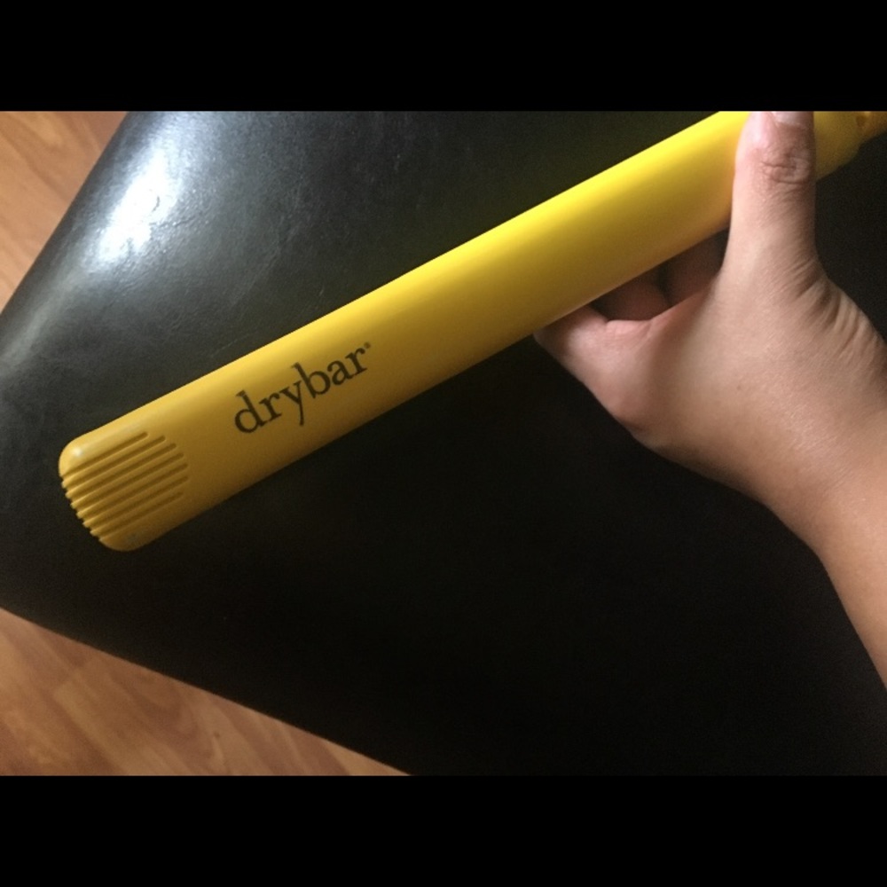Drybar straightener