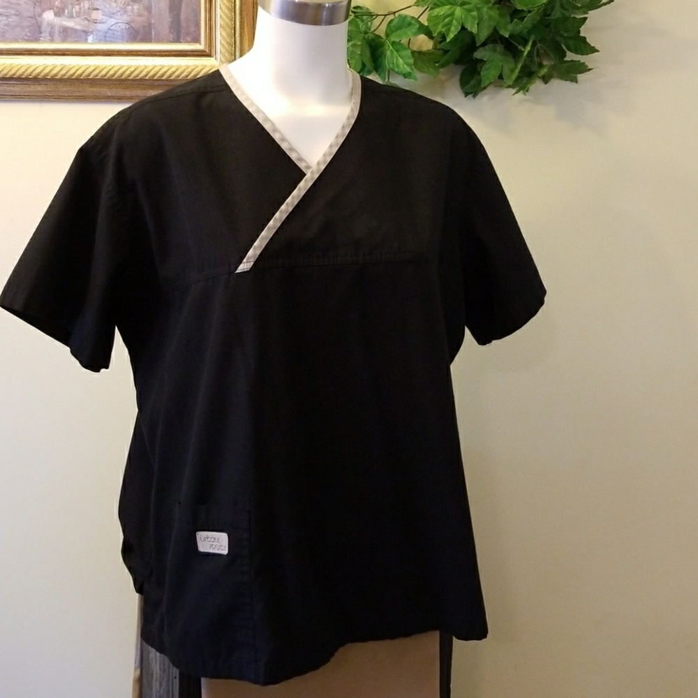 Urbane Scrubs top size XL.