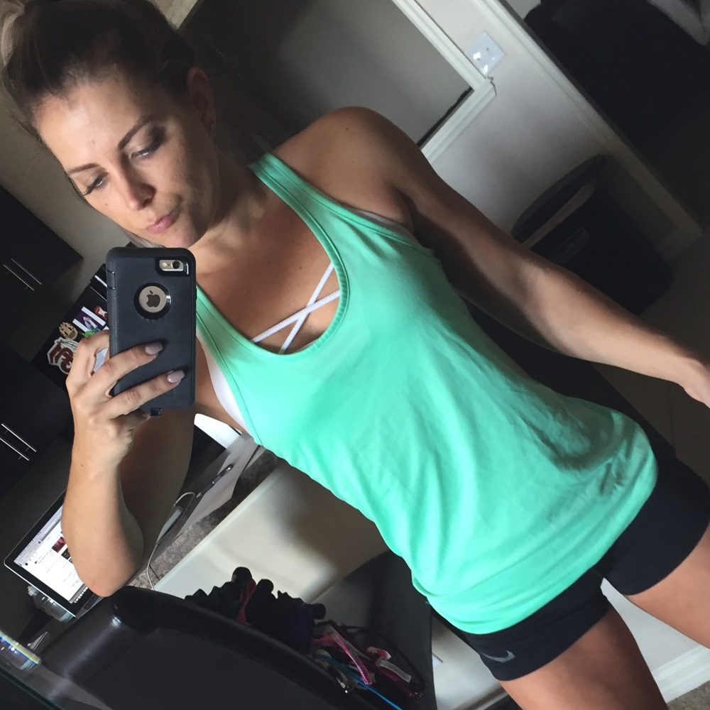 Nike dri fit tank