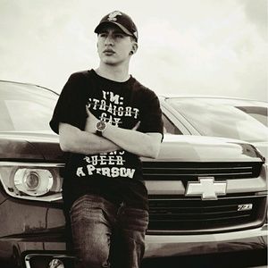 Meet your Posher, Marcos