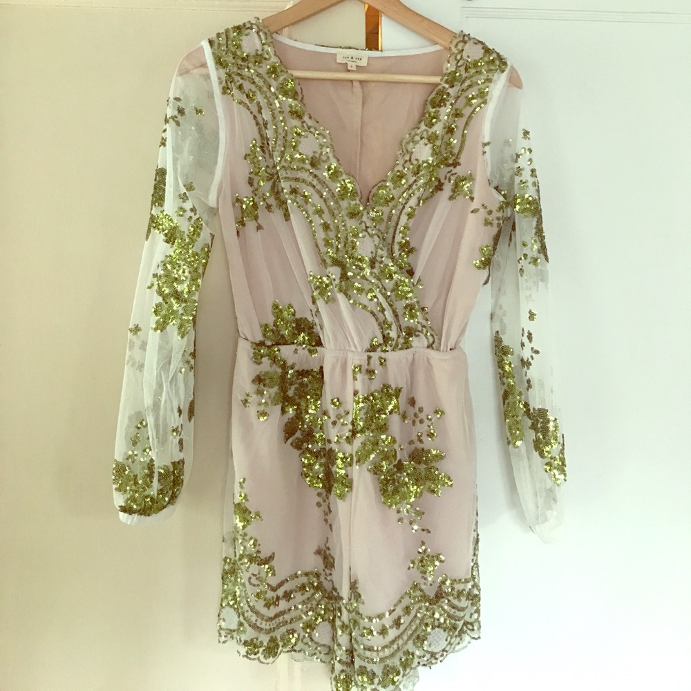 ✨Stunning Green Sequin Romper with Sheer Sleeves ✨