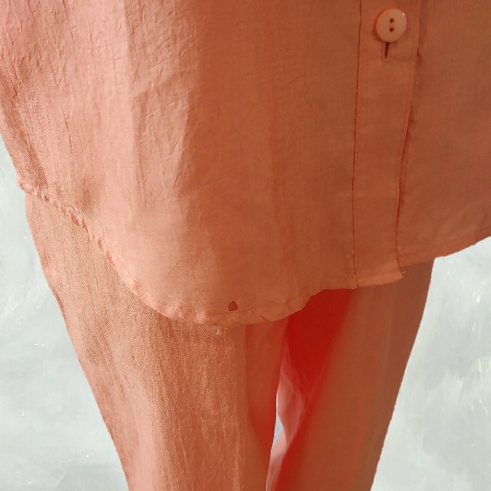 VINTAGE Pretty Peach Two Piece Pant Suit - Picture 7 of 7