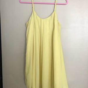 Flowy yellow dress