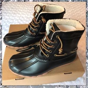 SEVEN7 BLACK DUCK BOOTS