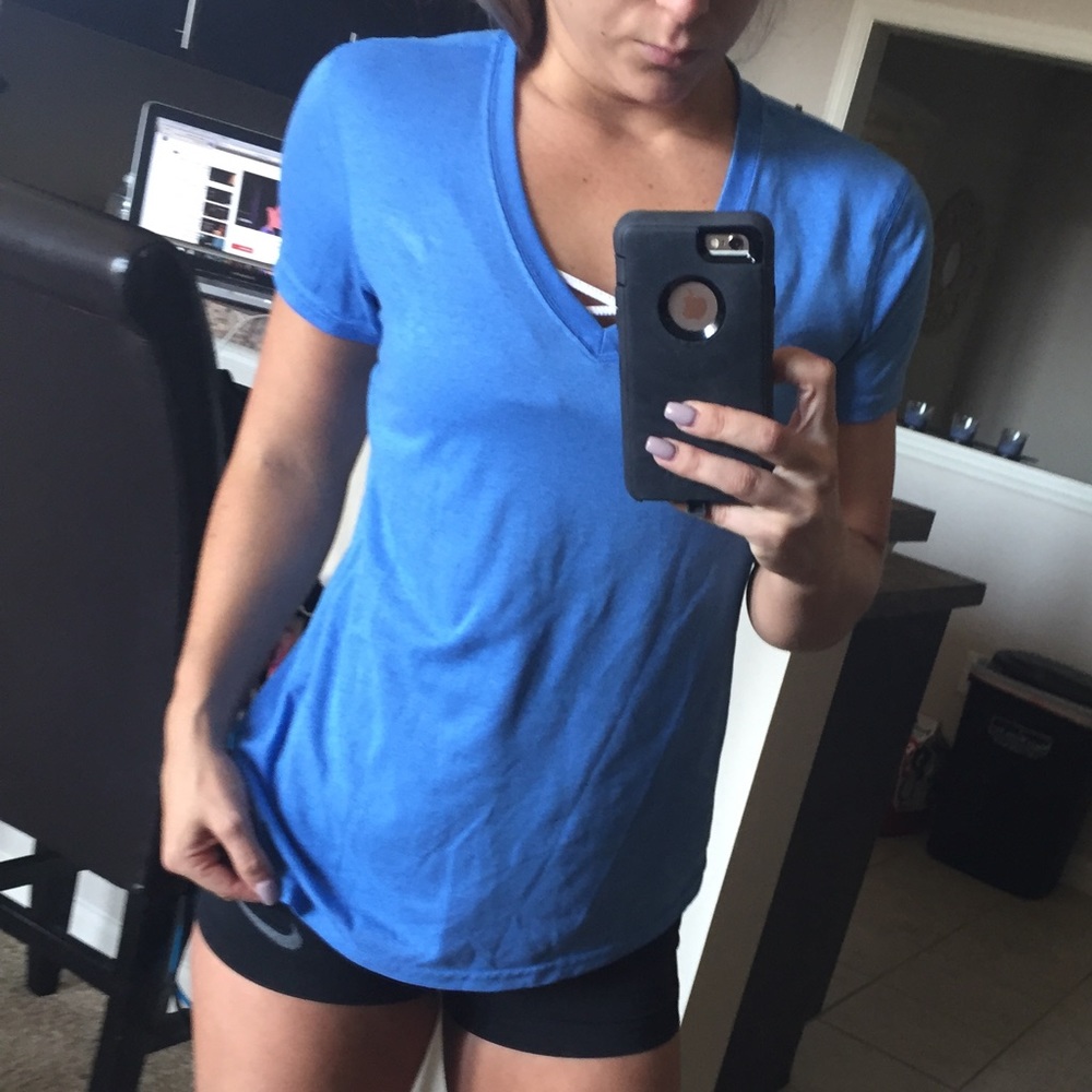 Nike workout v neck
