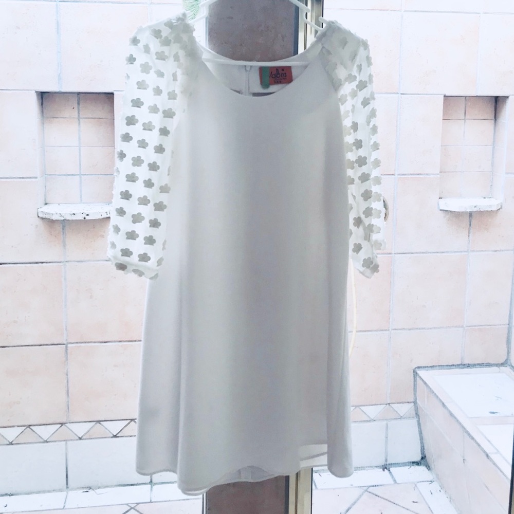 VOOM by Joy Han white 3/4 sleeve dress sz M